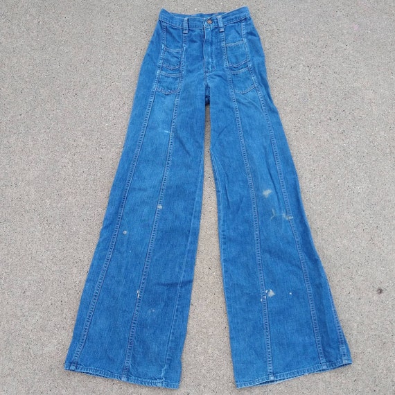HIGH WAIST wide leg wrangler JEANS xxs 22" waist … - image 1