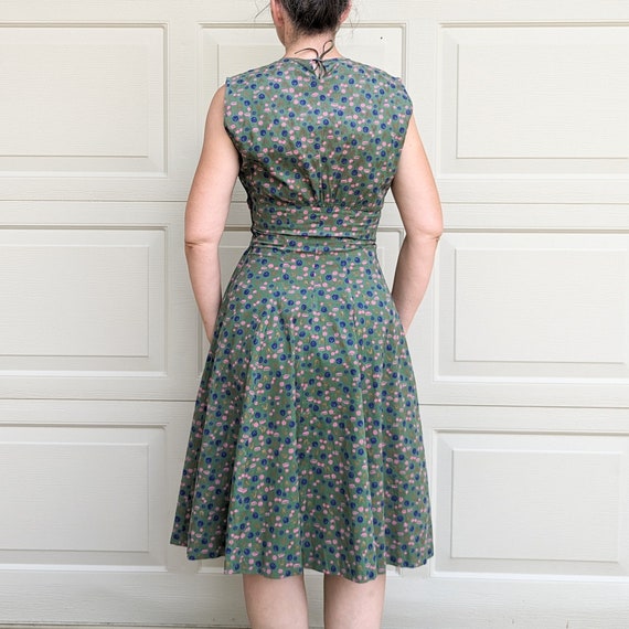 1950's ROOSTER PRINT DRESS 50's cotton novelty (D… - image 8