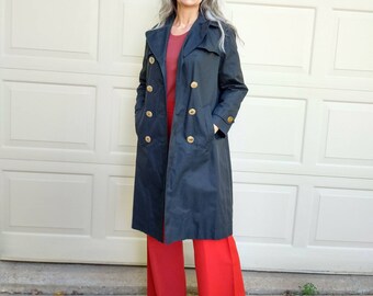 BLACK rain resistant SPRING COAT 1970's S (B3)