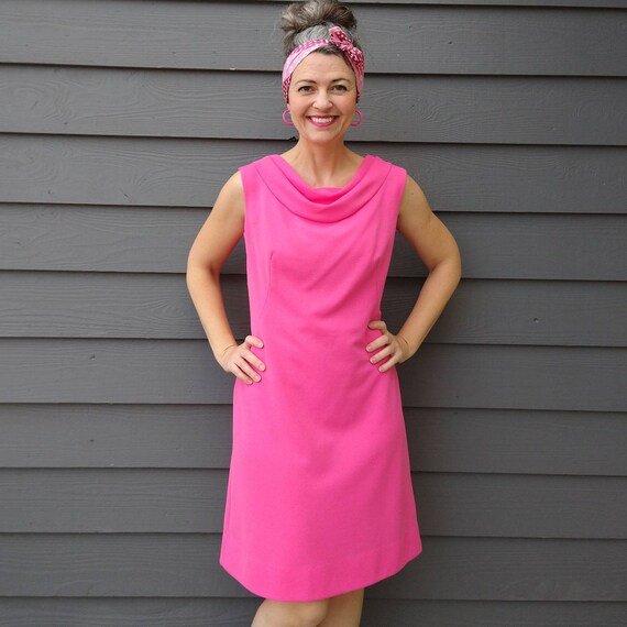 BUBBLEGUM PINK shift DRESS mod 1960's 1970's M