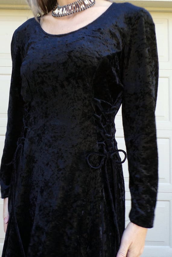 BLACK PANNE VELVET 1990s 90s fit and flare dress … - image 6