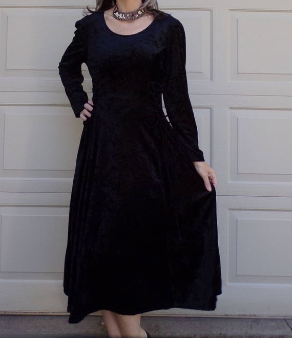 BLACK PANNE VELVET 1990s 90s fit and flare dress … - image 4