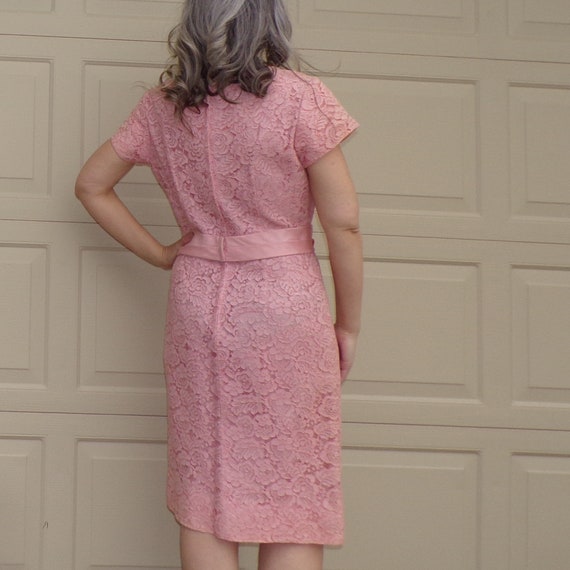 pink LACE WIGGLE DRESS vintage sheath 50's 60's m… - image 7