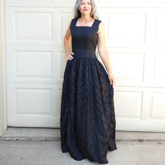 1950's BLACK TAFFETA GOWN 50's maxi dress M (N6) - image 3