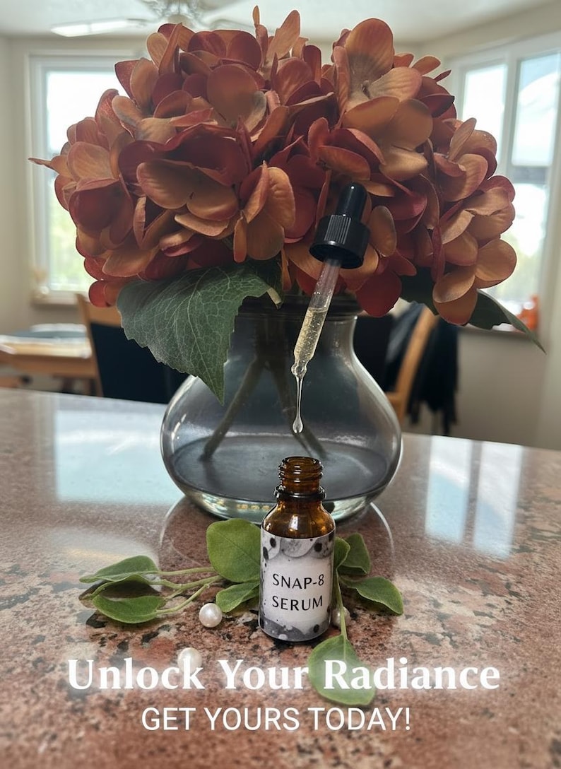 Snap-8 and Hyaluronic Acid Serum image 1