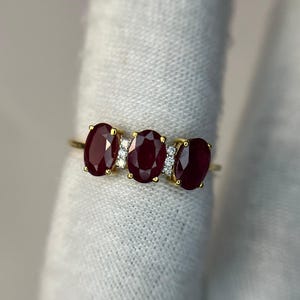 Echte 14k gouden ring met robijn en diamant: trouwring cadeau voor haar