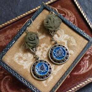 Stunning victorian blue metal button earrings ornate layered design mesh brass roses jewelry dangle antique vintage image 5