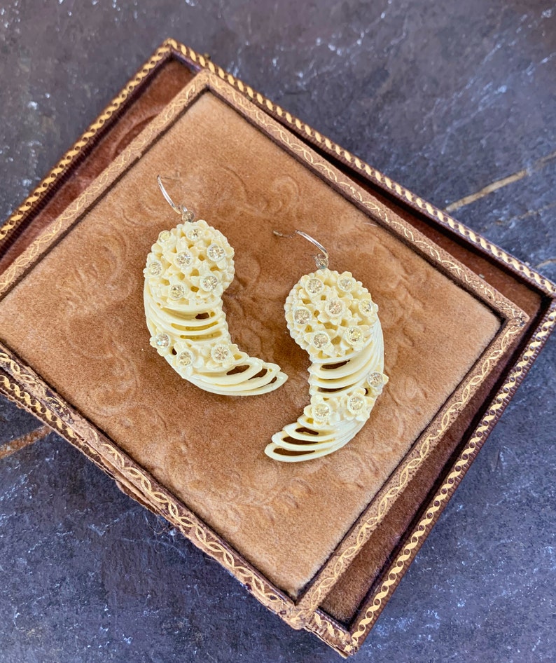 Antique pale lemon yellow Celluloid assemblage earrings rhinestones lightweight statement oldnouveau earrings vintage jewelry image 8