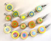 Your choice mix 'n match vintage button bracelet pastel colors springtime plastic buttons
