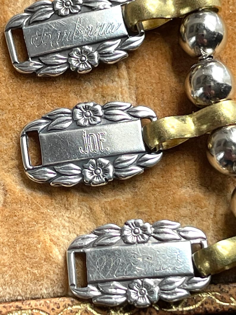 WW II Forget-Me-Not sterling name engraved necklace WW2 1942 silver remember bracelet links jewelry friendship Veterans vintage names differ image 5