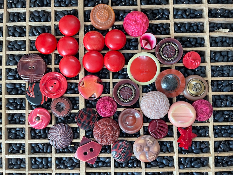Red Family Vintage Buttons Collection Supply Lot Mostly Celluloid Some ...