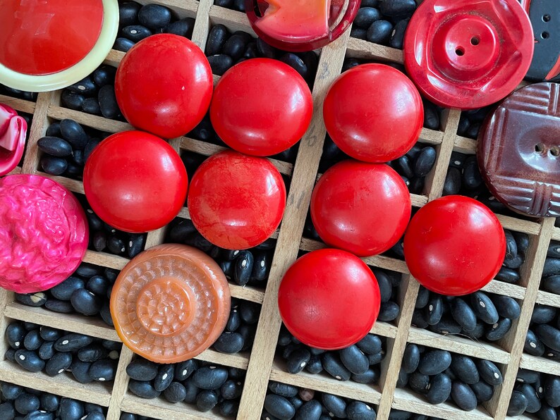 Red Family Vintage Buttons Collection Supply Lot Mostly Celluloid Some ...