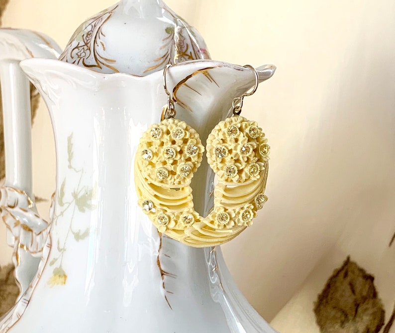 Antique pale lemon yellow Celluloid assemblage earrings rhinestones lightweight statement oldnouveau earrings vintage jewelry image 3