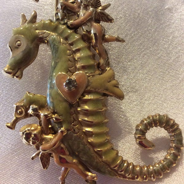 Fabulous Retired*Kirks Folly*Seahoarses &Cherubs Brooch/Pin