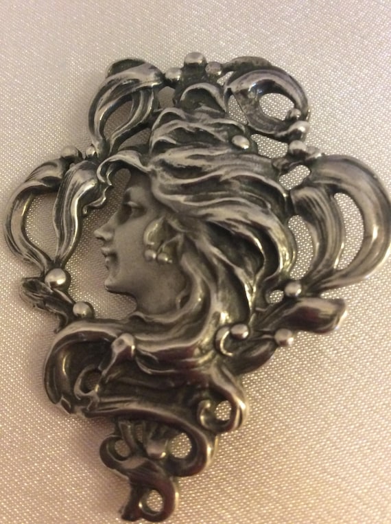 Art Deco Art Nouveau Sterling Silver Beautiful Wom