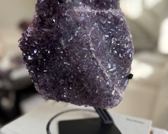 Extra quality multi purple amethyst pine on removable black stand