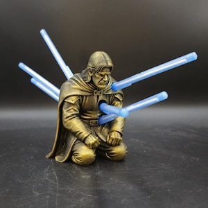 Boromir Inspired Pen Holder – Fantasy Warrior Desk Organizer | Hand Painted 3D Printed Figurine | Gift for The Lord of the Rings Fans