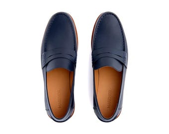 Mocasín de vestir de cuero azul marino