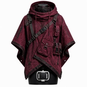 Puede incluir: Un poncho con capucha de color burdeos intenso con textura de tela desgastada, múltiples bolsillos utilitarios con cierres a presión, correas de nailon negro ajustables, hebillas de plástico y herrajes de anillo en D de metal. Cuello alto y ribete.