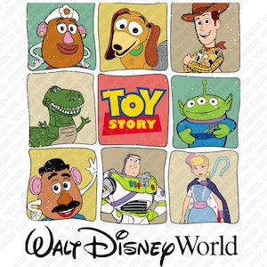 Può includere: Una grafica colorata con i personaggi del film d'animazione "Toy Story", tra cui Woody, Buzz Lightyear e Mr. Potato. Il logo "Toy Story" è in evidenza, con il logo "Walt Disney World" in basso.