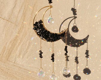 Crystal Suncatcher Moon hangend decor, halve maan raam hangend met prismadruppels, zon en maan muurdecor, Rainbow Light Catcher Home Decor