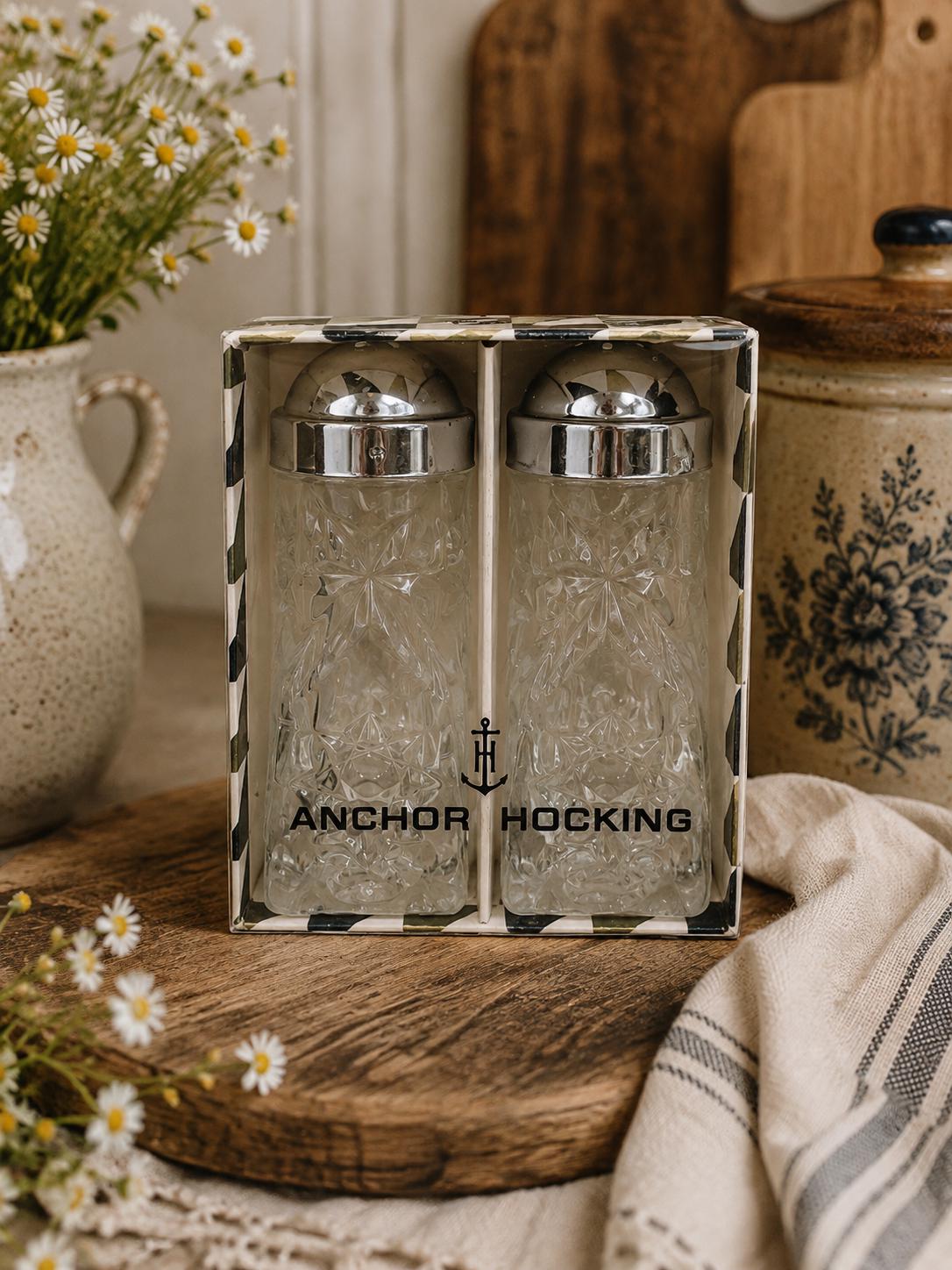 Vintage Anchor Hocking Glass Salt and Pepper - Etsy