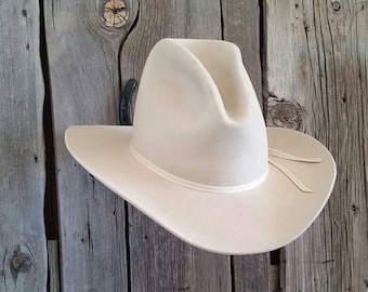 Horseshoe Cowboy Hat Rack (New Horseshoe)