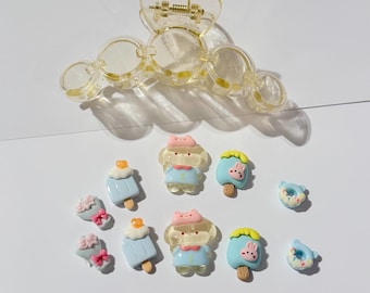 Design your own hair clip with 10 charms