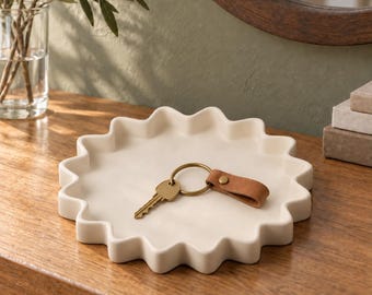 Bandeja STL, plato organizador de joyas festoneado, organizador de tocador moderno, archivo de impresión 3D, uso comercial.