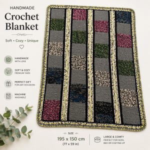 Peut inclure: Couverture crochetée faite à la main avec un fond gris et des carrés colorés. La couverture mesure 195 x 150 cm et porte l'inscription "Soft, Cozy, Unique". Elle est lavable en machine et constitue un cadeau parfait.