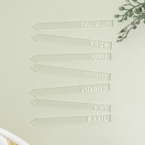 Garden Stakes Plant Markers Acrylic Garden Markers Herb Markers Gift for Plant Lover Plant Garden Stakes Decorative Vegetable Garden Markers