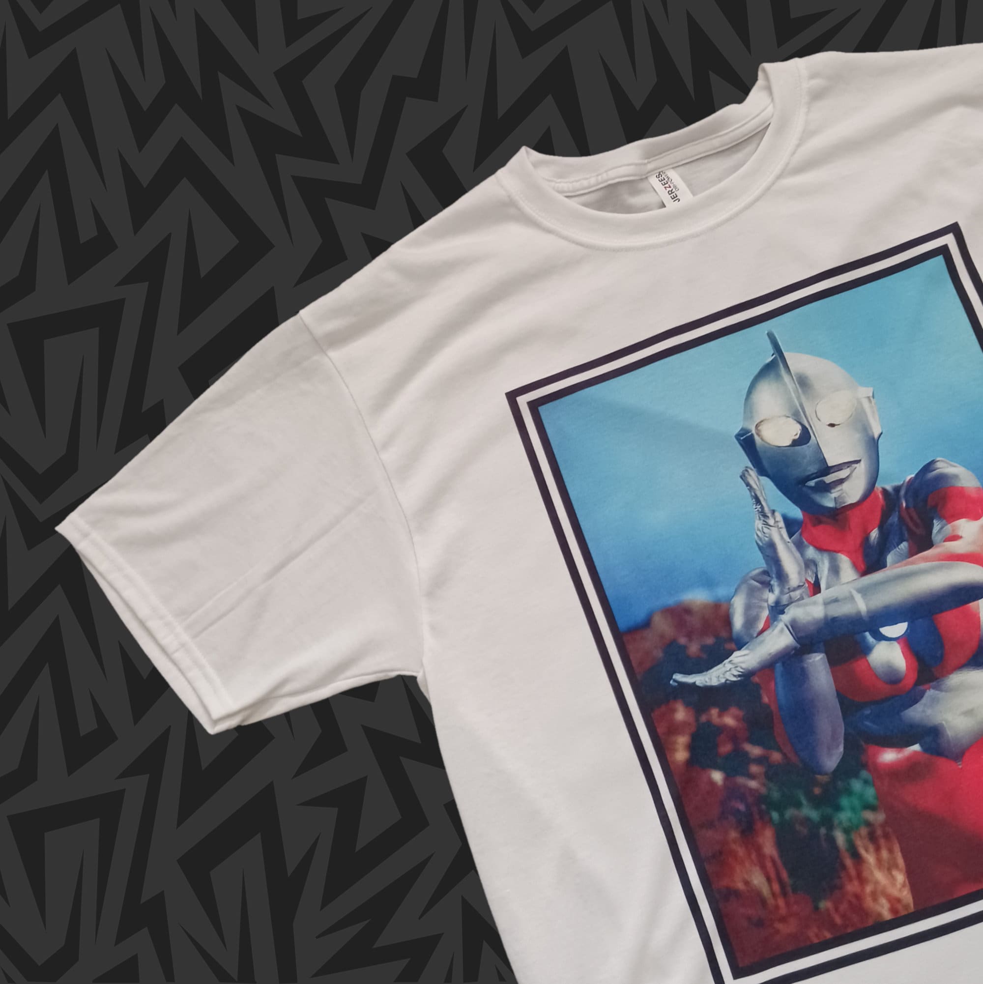 トップス 1990s ultraman vintage T-shirt Vintage Original 90s Ultraman the Ultra Series by Tsuburaya