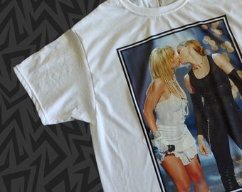 Nouveau t-shirt BRITNEY SPEARS & MADONNA sur scène - Le baiser ! 2003 mtv vma Pick Taille S - 2XL