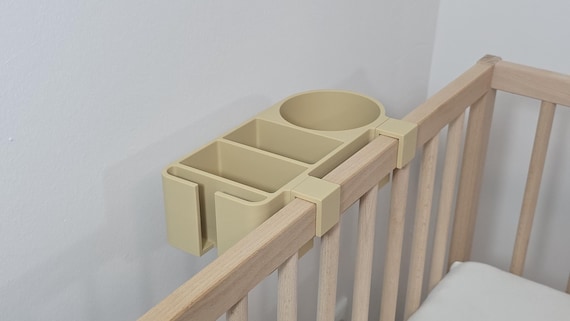 Organizer / Nachttisch / Ablage | Babybett Kinderbett Couch Kinderzimmer Schlafzimmer | Zum Aufstecken / Klemmen | Maßangefertigt | 3D-Druck