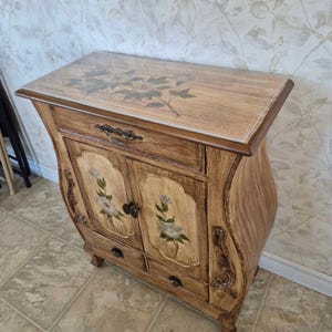 Vintage Hand Painted Bombay Chest Floral French Provincial Accent Table with Glass Top, Shabby Chic Bombe Commode, Toile Style Entryway Side