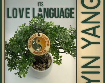 Personalized wooden Yin-Yang keychain | Laser engraving & epoxy | Shine Edition