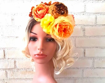 Large floral fascinator in fall colors