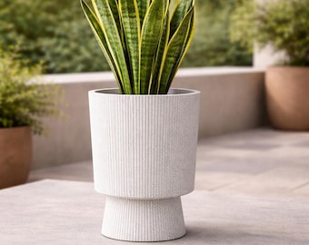Juno Outdoor Planter – Large 13.5 Ribbed ASA Pot – Minimalist Patio Decor