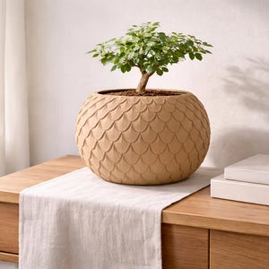 Maceta esférica texturizada con base / Decoración Japandi moderna