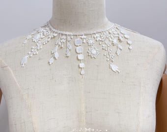 Lace Necklace, Bridal Choker, Flower Tassels Neck Accessory