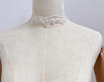 Beaded Lace Necklace, Bridal Choker, Leaves Neck Accessory