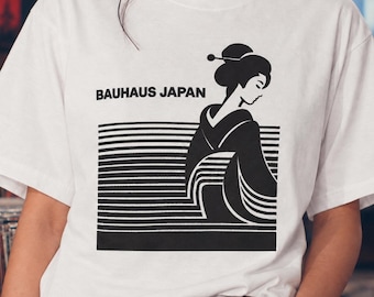 Japan jaren 90 Retro Unisex BAUHAUS JAPAN GEISHA T-shirt (Middelzware stof, 150 gram, effen kleuren, 100% katoen)