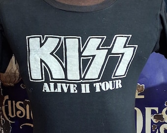 Large / XL 80s Kiss 10th Anniversary Tour Jersey T-shirt / 1983