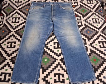Vintage 60s 70s Roebucks Leather Patch faded indigo denim ranch workwear cowboy jeans 32 x 25