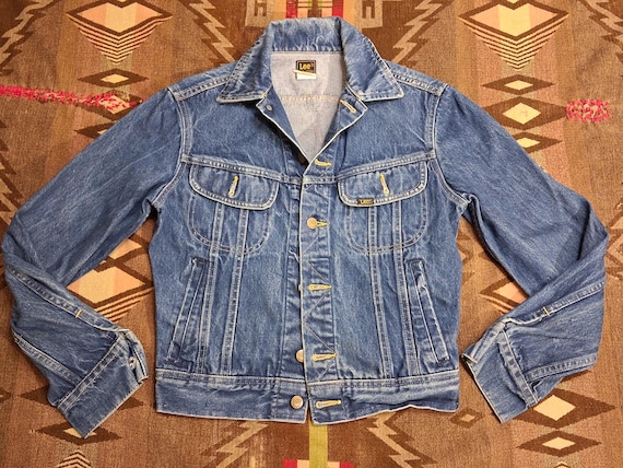 Vintage 70s 80s Lee 220-j  Union Made USA button up western trucker cowboy western jacket  36 S