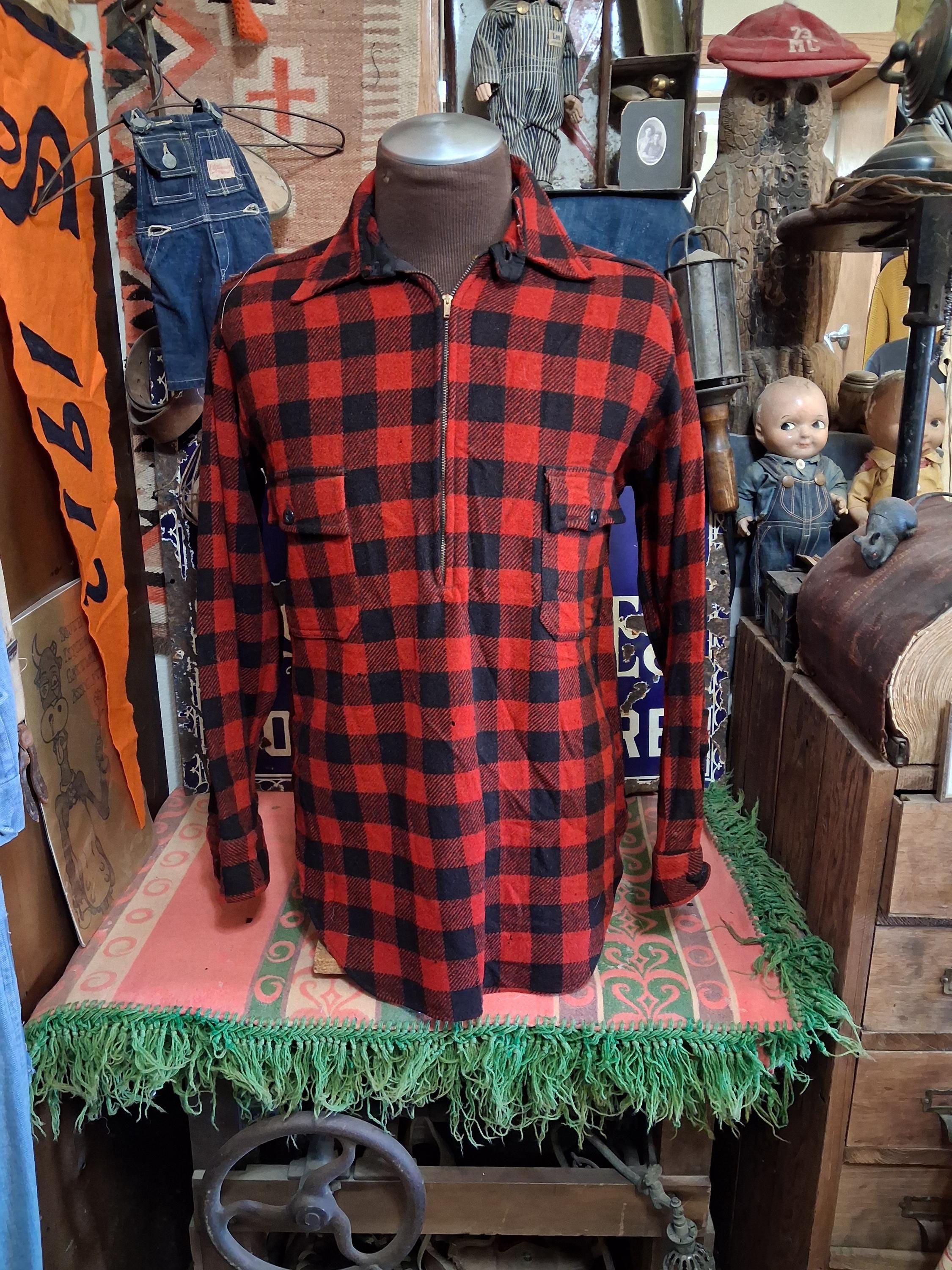 Vintage 1930s Buck Skin Chinstrap Red Plaid Half Zip Pullover 