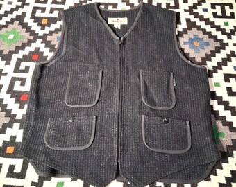 Browns Beach Vest in Black and Dark Navy Blue From Fullcount - Etsy