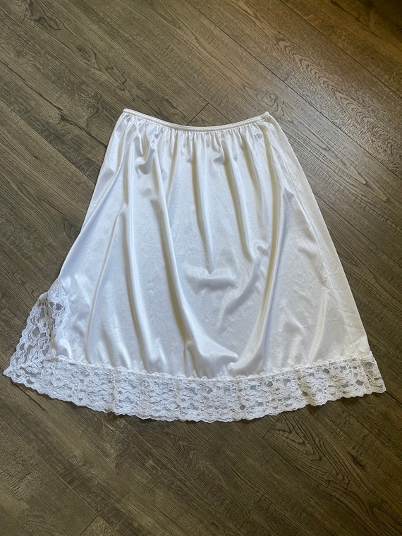Vintage 80s White Velrose Nylon and Lace Skirt Sli