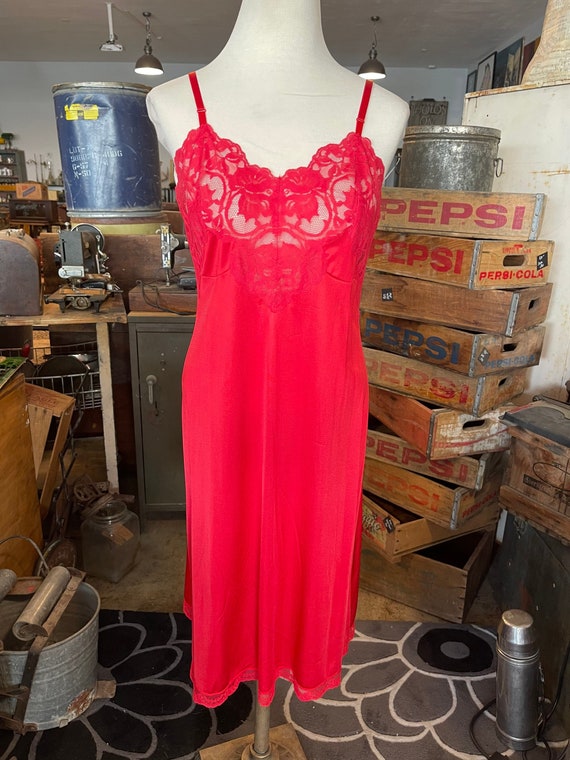 Lipstick Red Vintage 80s Dress Slip, Lace Slip, S… - image 1