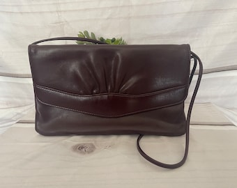 Vintage 70s Burgundy Faux Leather Purse, Burgundy Shoulder Bag, Crossbody Purse